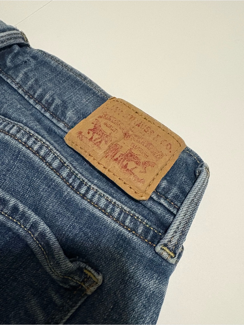 Levi’s 505 Straight Jeans Size 29 Medium Wash Stretch 28x30 - Picture 7 of 7